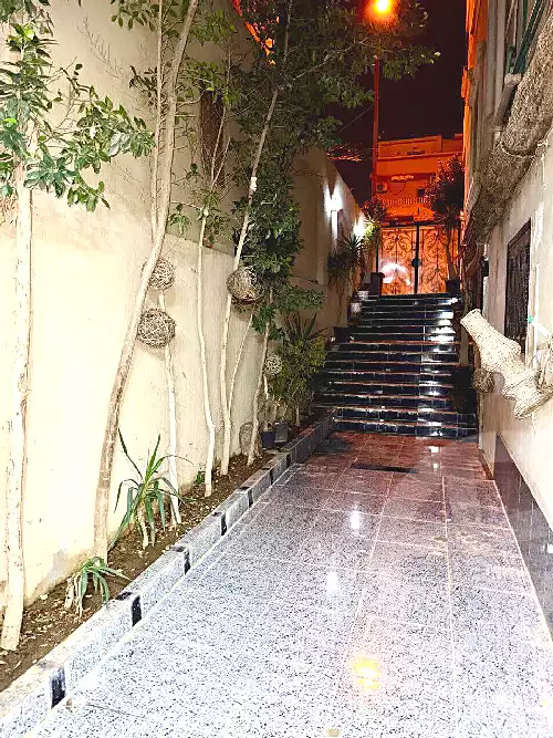 https://aqarmap.com.eg/ar/listing/7211759-for-rent-cairo-new-cairo-el-yassamin-el-yasmeen-3-mohamed-rahim-st