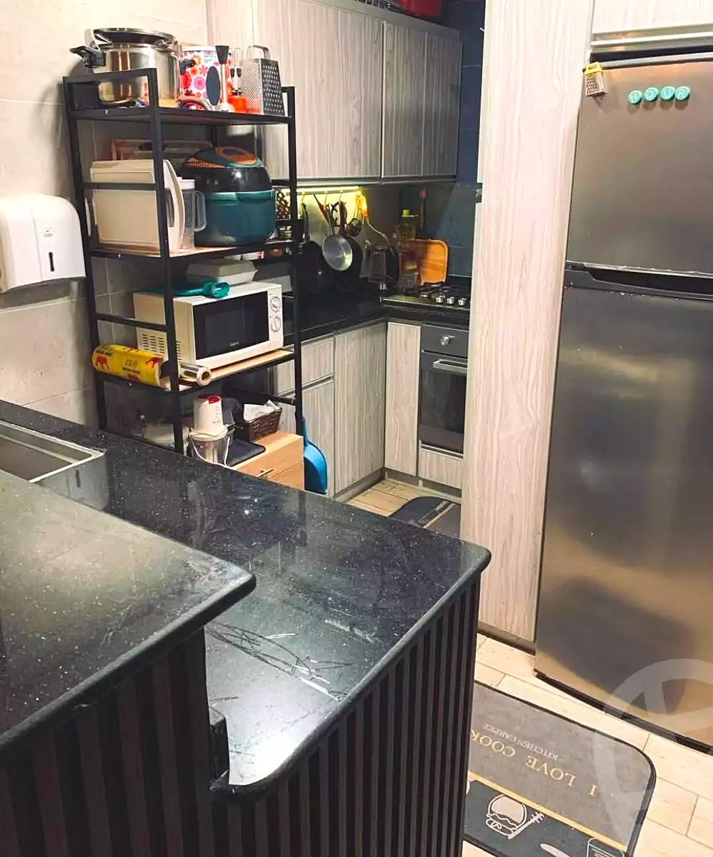 https://aqarmap.com.eg/en/listing/7211870-for-sale-cairo-ain-shams-el-naam-mohammed-ezzat-tamom-st