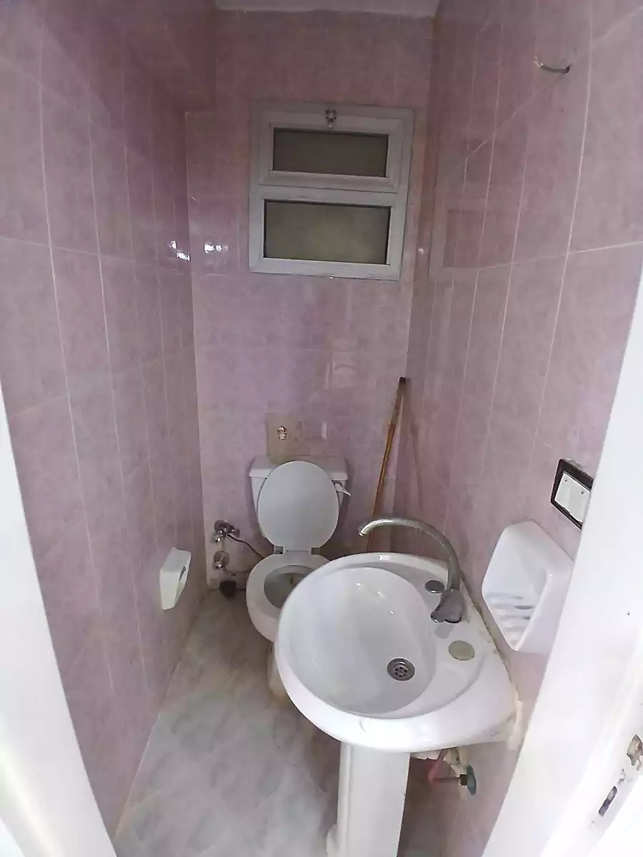 https://aqarmap.com.eg/ar/listing/7211882-for-sale-alexandria-al-agamy-shataa-el-nakheel