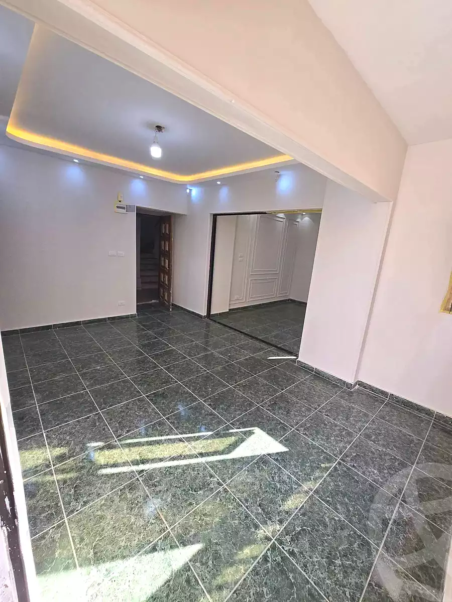 https://aqarmap.com.eg/ar/listing/7212039-for-sale-alexandria-miami-shr-jml-bd-lnsr