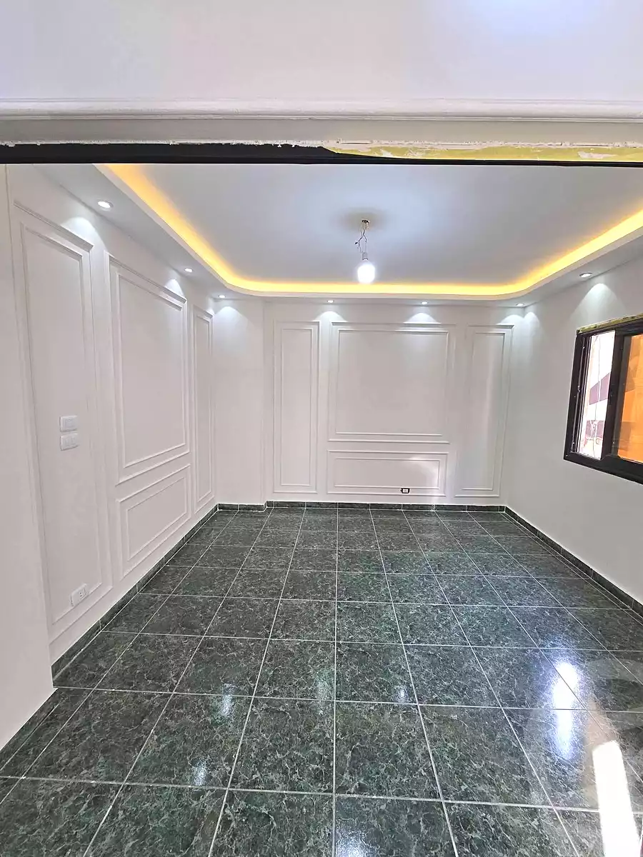 https://aqarmap.com.eg/ar/listing/7212039-for-sale-alexandria-miami-shr-jml-bd-lnsr