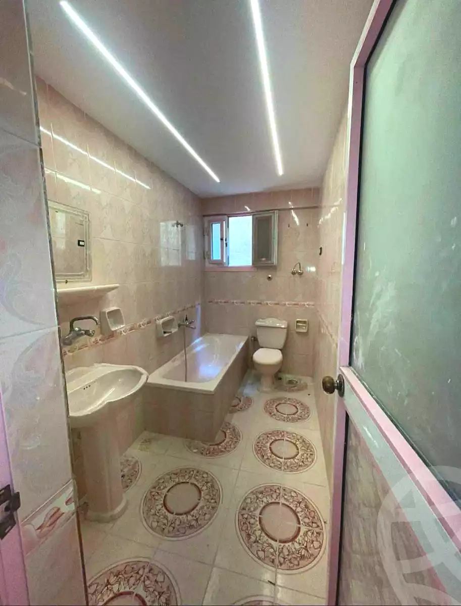 https://aqarmap.com.eg/en/listing/7212109-for-sale-alexandria-lsywf-el-falki