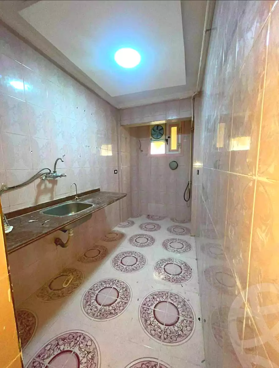 https://aqarmap.com.eg/en/listing/7212109-for-sale-alexandria-lsywf-el-falki