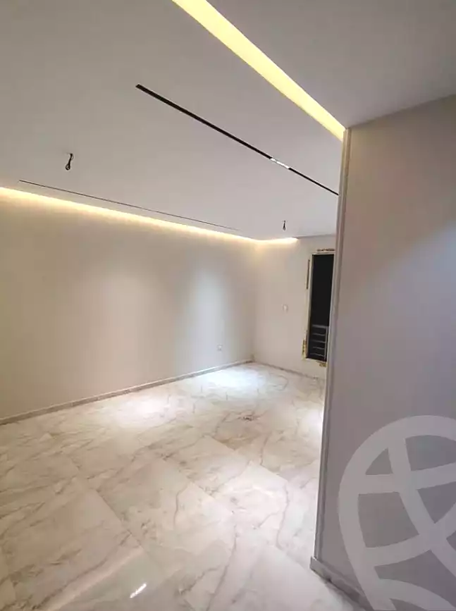 https://aqarmap.com.eg/en/listing/7212520-for-rent-alexandria-moharram-bey