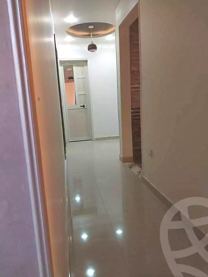 https://aqarmap.com.eg/ar/listing/7212383-for-sale-cairo-helwan-helwan-el-sharkeya-ryad-pasha-st