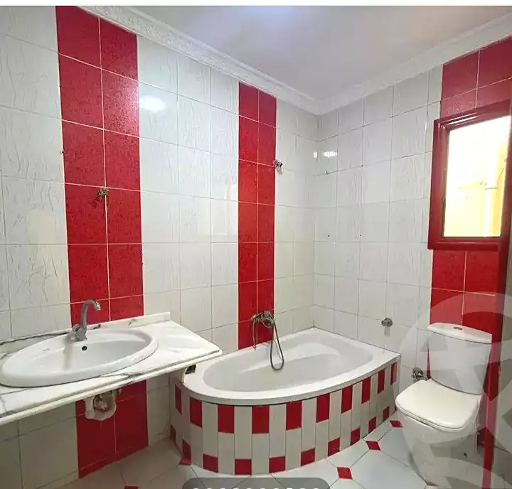 https://aqarmap.com.eg/ar/listing/7212585-for-sale-alexandria-al-agamy-el-hanouvel