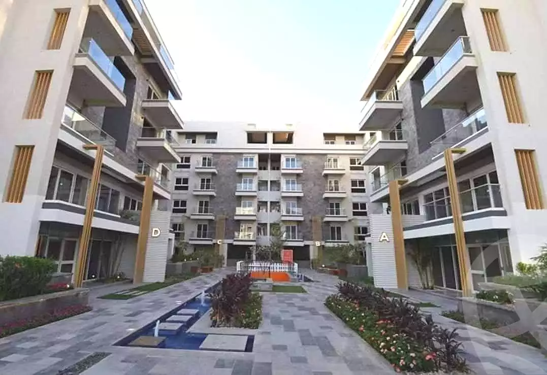 https://aqarmap.com.eg/ar/listing/7212625-for-sale-cairo-new-cairo-compounds-mwntn-fyw-y-syty-club-park-mountain-view-icity