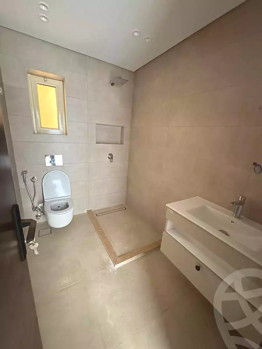https://aqarmap.com.eg/ar/listing/7213175-for-sale-cairo-el-sheikh-zayed-city-compounds-el-khamayel