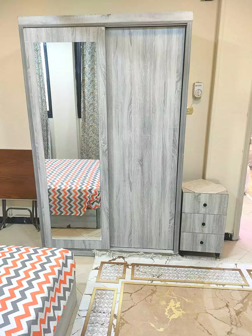 https://aqarmap.com.eg/ar/listing/7213532-for-rent-cairo-manial-manial-st