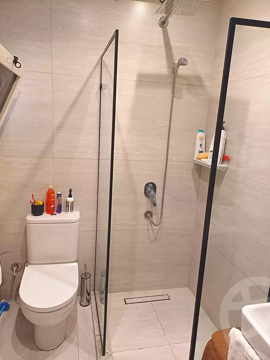 https://aqarmap.com.eg/en/listing/7213626-for-sale-cairo-heliopolis-roxy-square-al-ahram-st