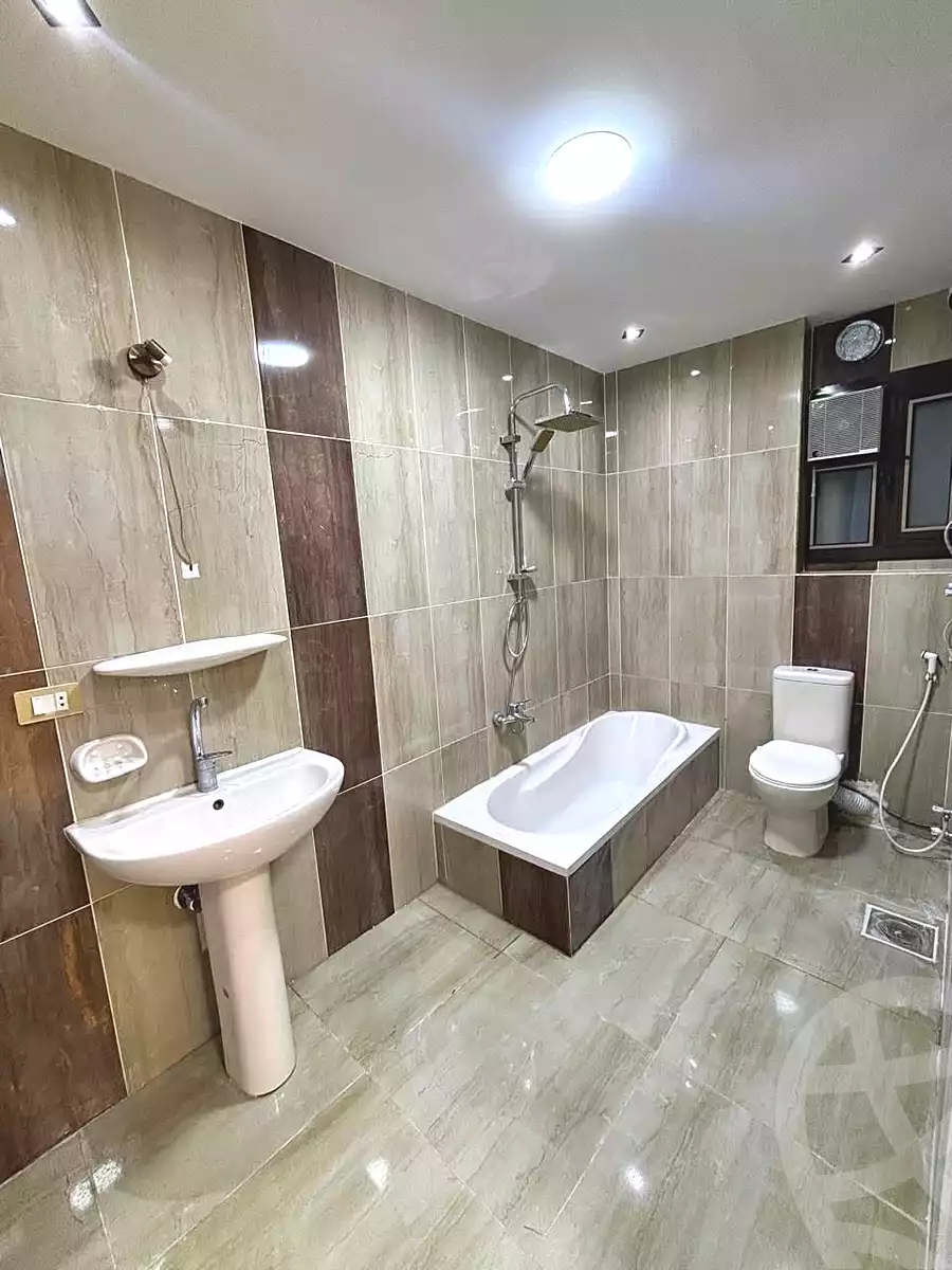 https://aqarmap.com.eg/ar/listing/7213924-for-sale-alexandria-sydy-bshr-sydy-bshr-bhry-shr-mhmwd-l-yswy