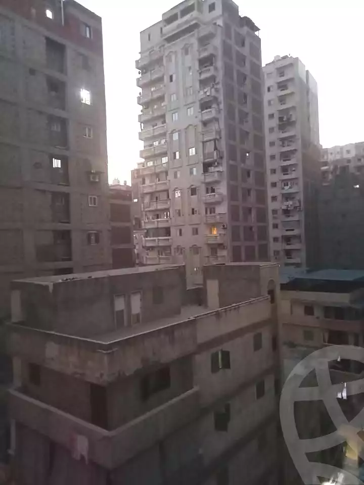 https://aqarmap.com.eg/ar/listing/7214167-for-sale-alexandria-sydy-bshr-sydy-bshr-bhry-gamal-abd-el-nasir-st