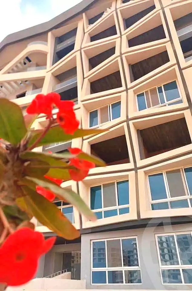 https://aqarmap.com.eg/en/listing/7214382-for-sale-cairo-new-administrative-capital-r7-midtown-condo