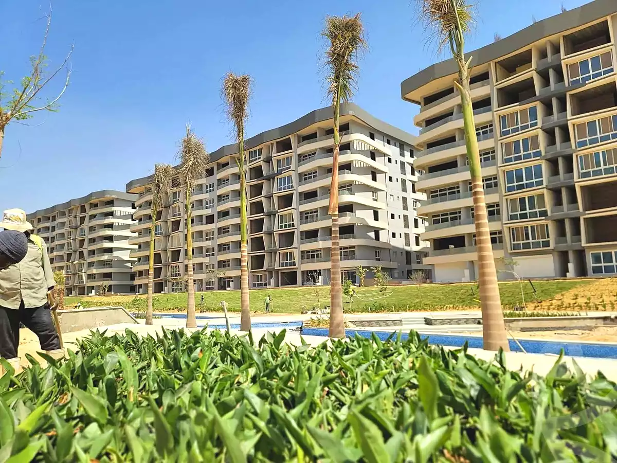 https://aqarmap.com.eg/en/listing/7214382-for-sale-cairo-new-administrative-capital-r7-midtown-condo
