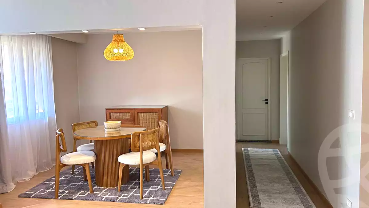 https://aqarmap.com.eg/ar/listing/7214584-for-rent-cairo-new-cairo-lrhb-city-phase-4-mohammed-farid-st