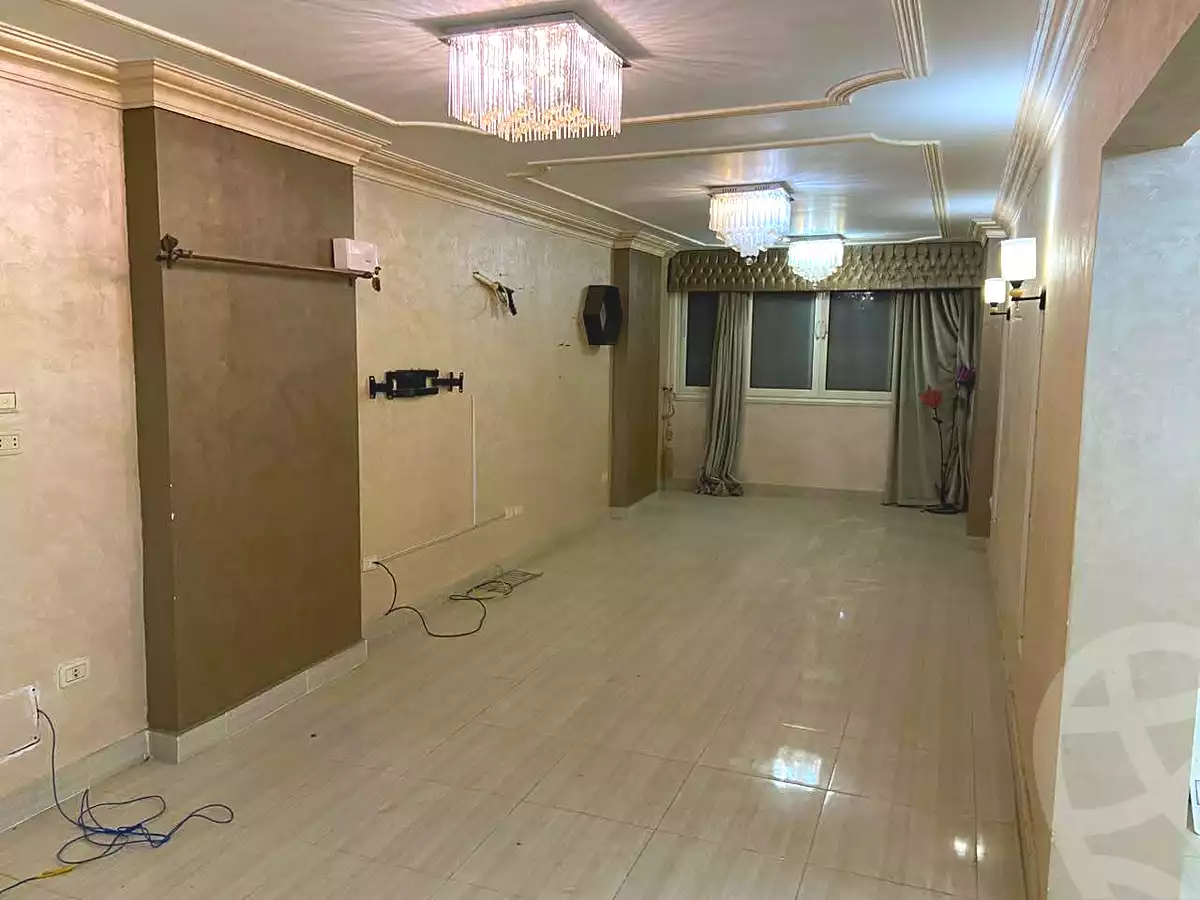https://aqarmap.com.eg/ar/listing/7214734-for-sale-cairo-ain-shams-el-naam-shahin-st
