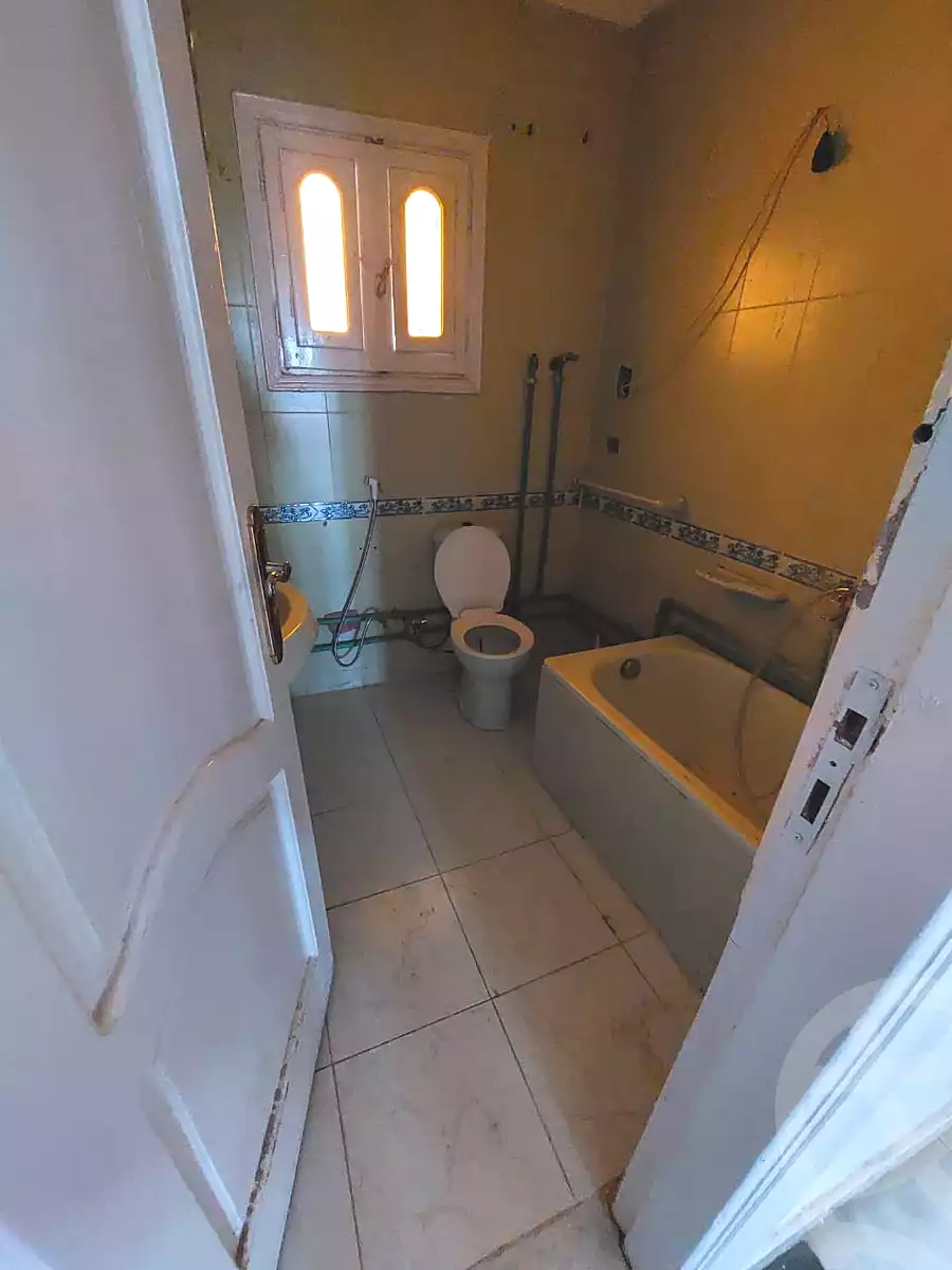 https://aqarmap.com.eg/ar/listing/7214694-for-sale-cairo-6th-of-october-el-ahyaa-neighborhood-1st-rich-bake-st