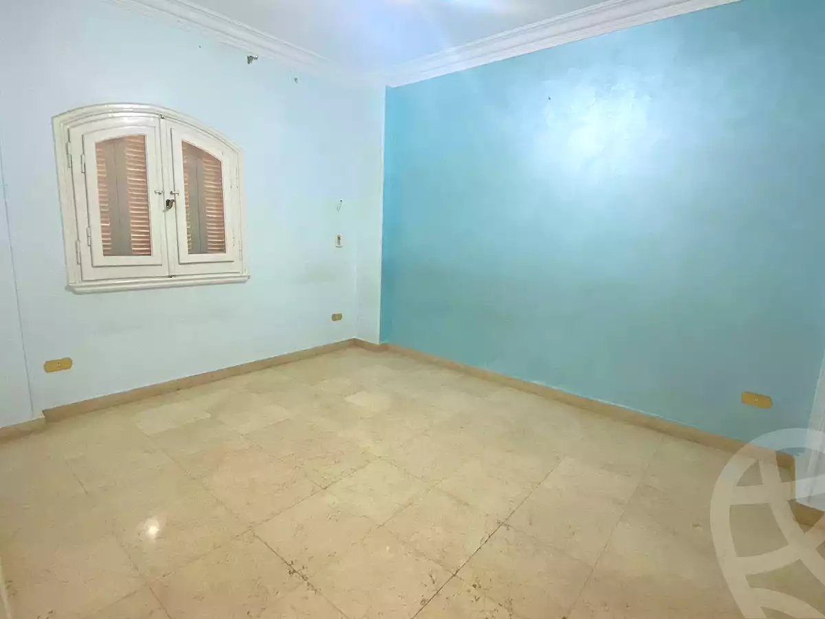 https://aqarmap.com.eg/ar/listing/7214793-for-sale-cairo-6th-of-october-el-ahyaa-neighborhood-2nd-divided-from-al-kafrawei-st