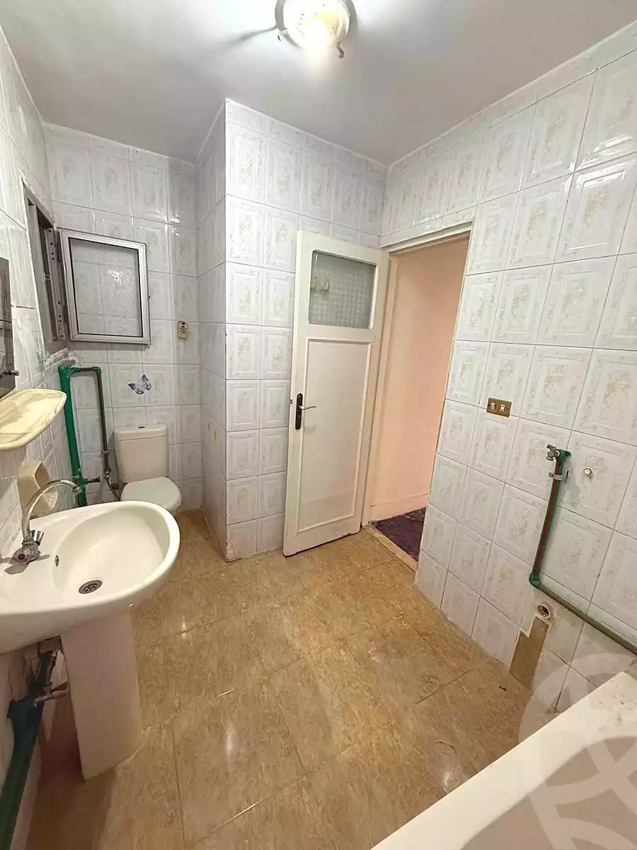 https://aqarmap.com.eg/ar/listing/7214957-for-sale-alexandria-sydy-bshr-sydy-bshr-bhry-abd-el-salam-aref-st