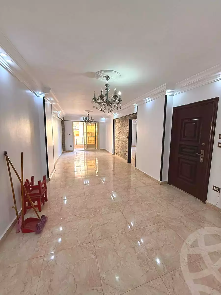 https://aqarmap.com.eg/en/listing/7215394-for-sale-alexandria-el-mandara-shr-jml-bd-lnsr
