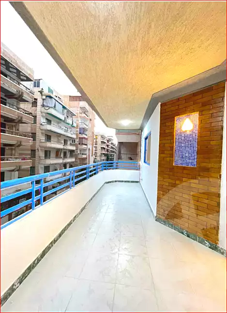 https://aqarmap.com.eg/ar/listing/7215645-for-sale-alexandria-al-agamy-shataa-el-nakheel