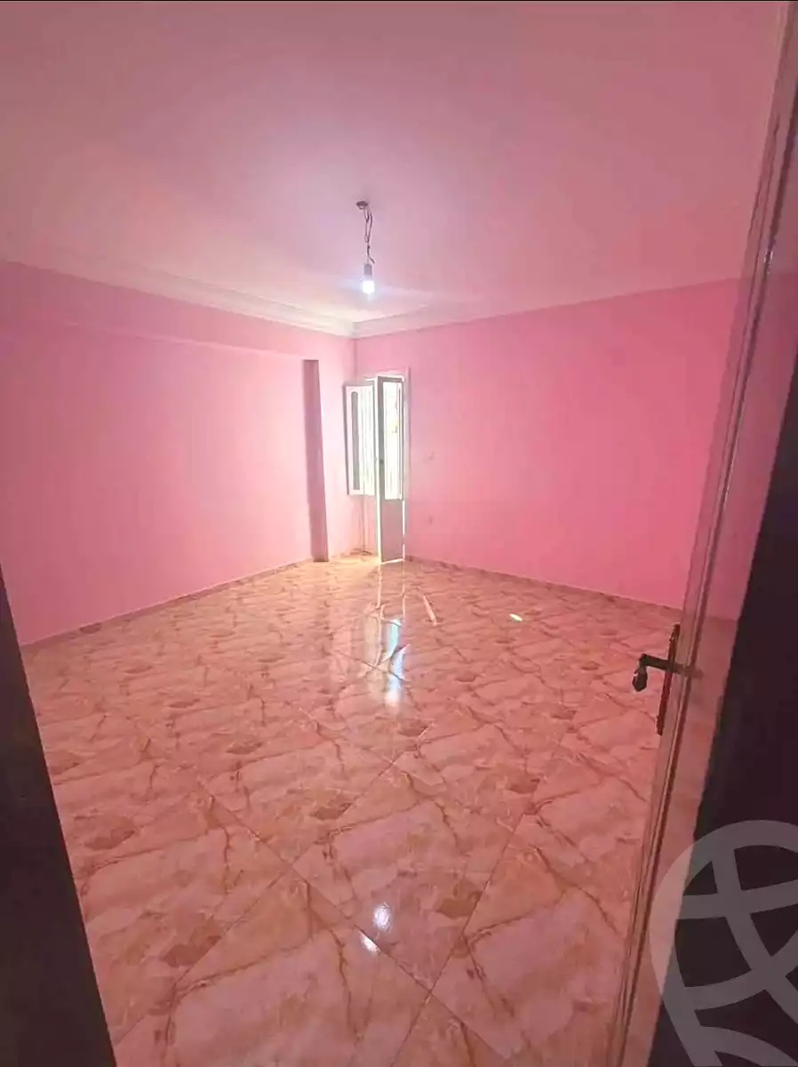 https://aqarmap.com.eg/ar/listing/7215662-for-sale-alexandria-lsywf-el-falki