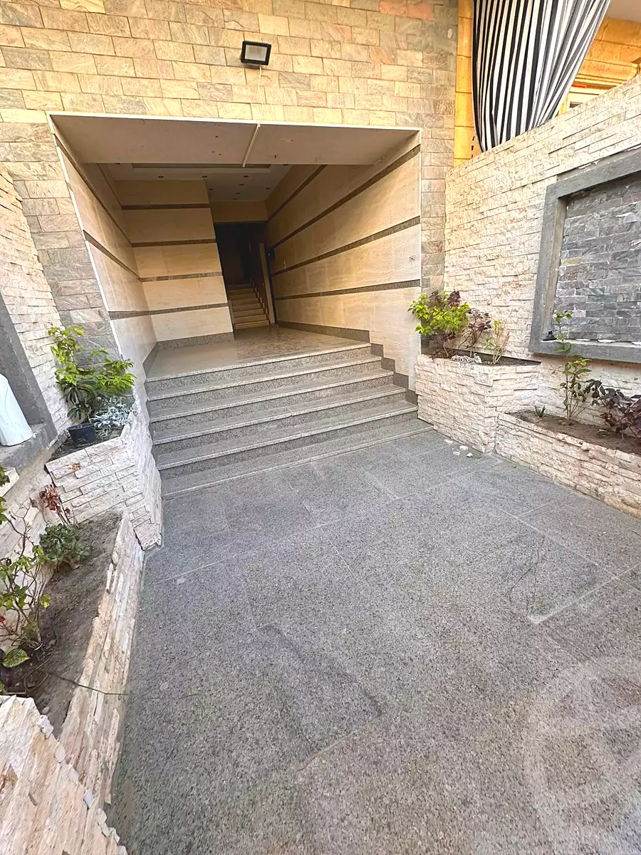https://aqarmap.com.eg/ar/listing/7215850-for-sale-cairo-new-cairo-north-investors-abdullah-ibn-salamah-st