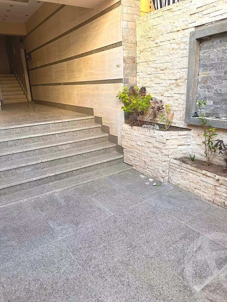 https://aqarmap.com.eg/ar/listing/7215850-for-sale-cairo-new-cairo-north-investors-abdullah-ibn-salamah-st