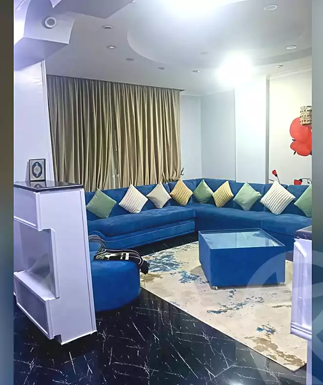 https://aqarmap.com.eg/ar/listing/7215967-for-sale-cairo-helwan-kwrnysh-hlwn
