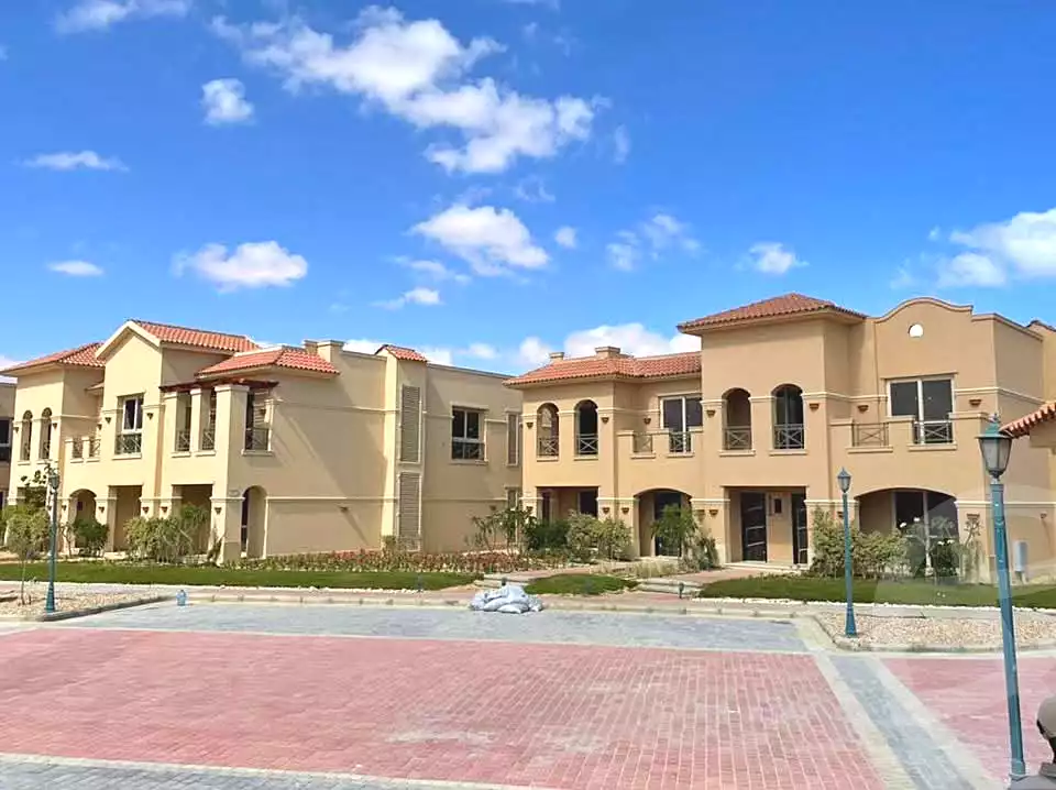 https://aqarmap.com.eg/ar/listing/7216006-for-sale-cairo-new-administrative-capital-r4-la-vista-city