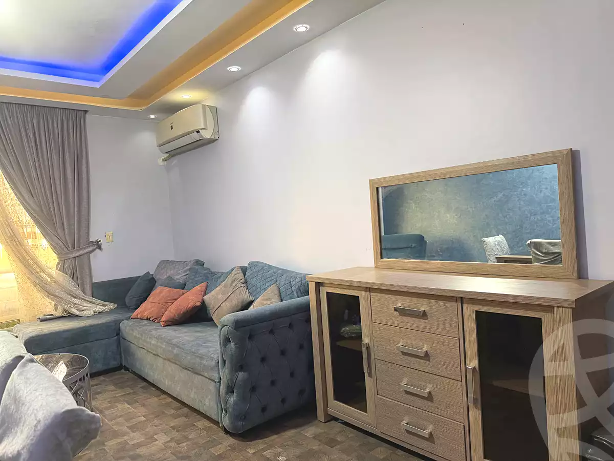 https://aqarmap.com.eg/ar/listing/7215988-for-sale-cairo-el-sheikh-zayed-city-compounds-jn-zyd