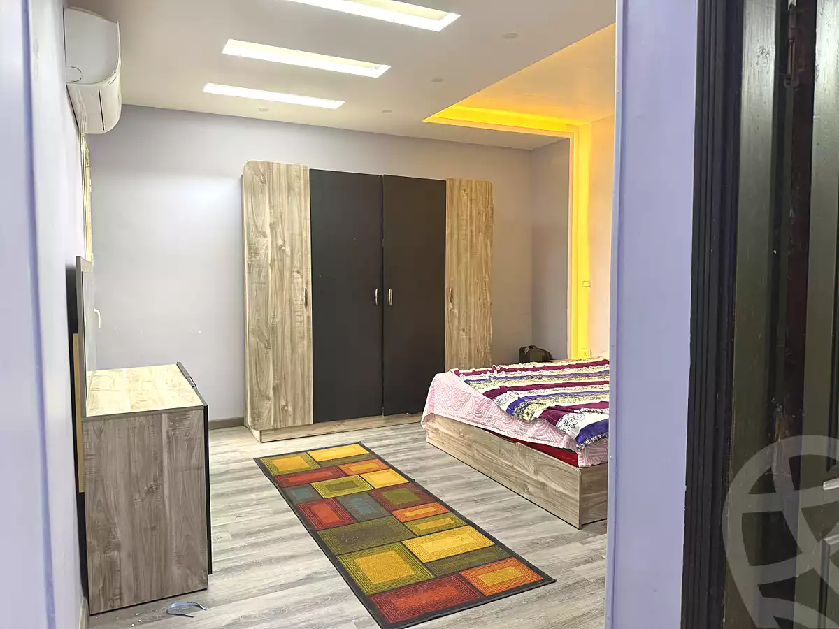 https://aqarmap.com.eg/ar/listing/7215988-for-sale-cairo-el-sheikh-zayed-city-compounds-jn-zyd