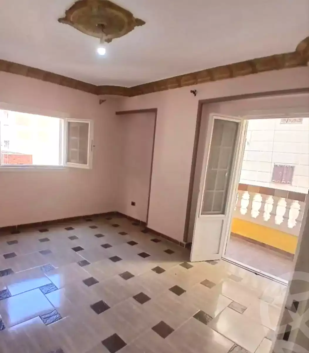 https://aqarmap.com.eg/en/listing/7216154-for-sale-alexandria-el-mandara-alex-el-mandara-bahri-sidi-kamal-st