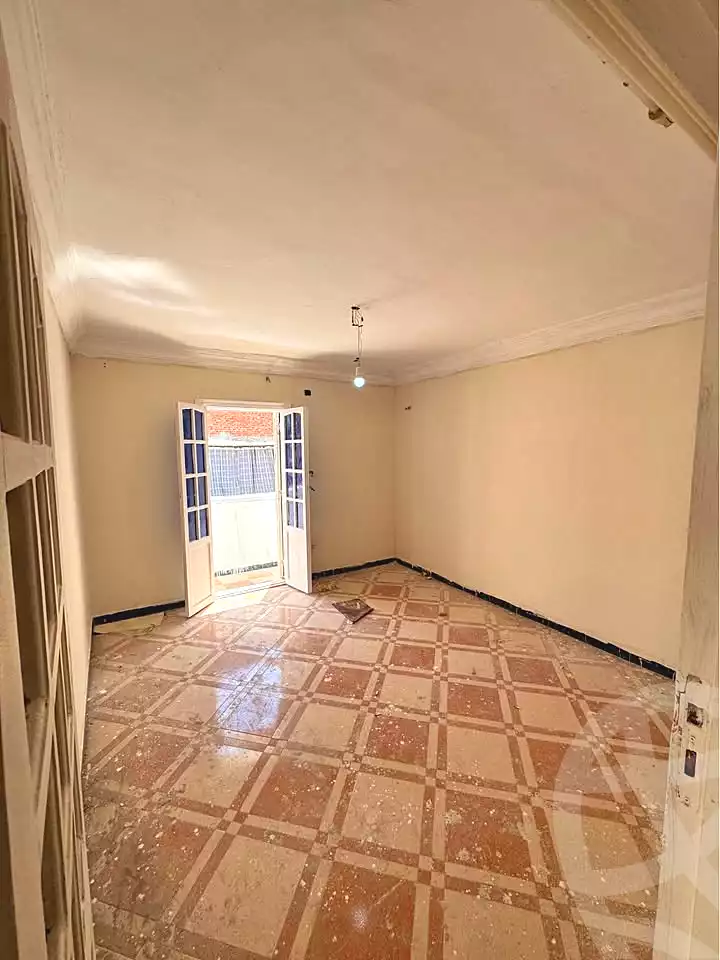 https://aqarmap.com.eg/ar/listing/7216171-for-sale-alexandria-el-asafra-l-sfr-qbly-street-30