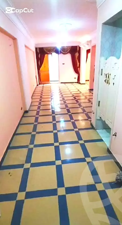 https://aqarmap.com.eg/en/listing/7216460-for-sale-alexandria-ganaklis