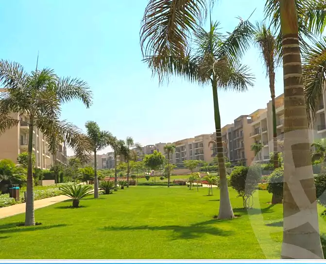 https://aqarmap.com.eg/en/listing/7216541-for-sale-cairo-new-cairo-compounds-fifth-square