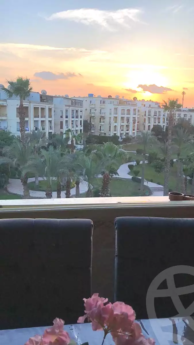 https://aqarmap.com.eg/ar/listing/7216542-for-sale-cairo-el-sheikh-zayed-city-compounds-hadayek-el-mohandiseen