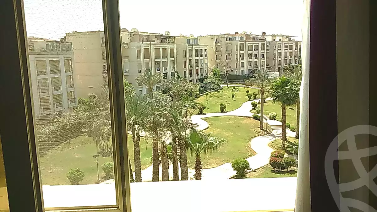 https://aqarmap.com.eg/ar/listing/7216542-for-sale-cairo-el-sheikh-zayed-city-compounds-hadayek-el-mohandiseen