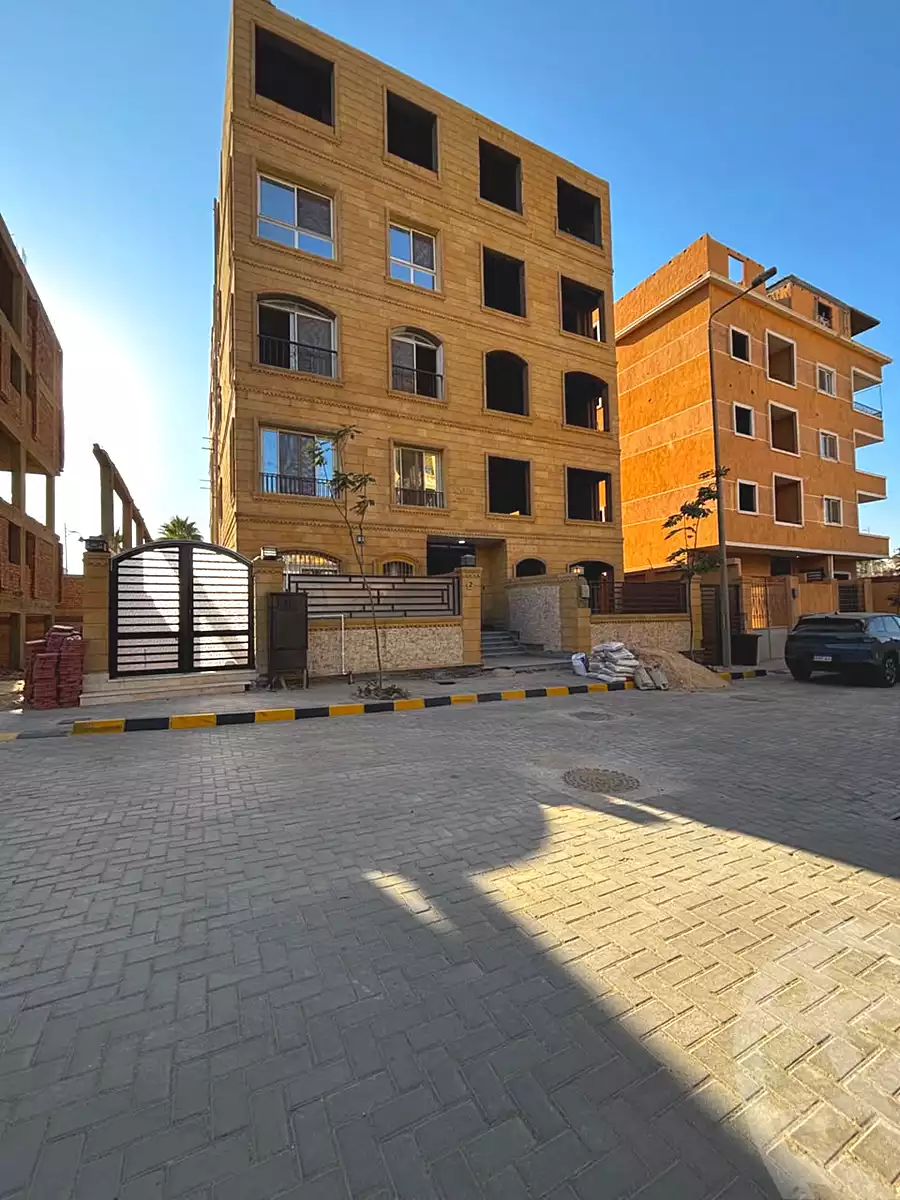 https://aqarmap.com.eg/ar/listing/7216659-for-sale-cairo-el-sheikh-zayed-city-compounds-tiamo-city