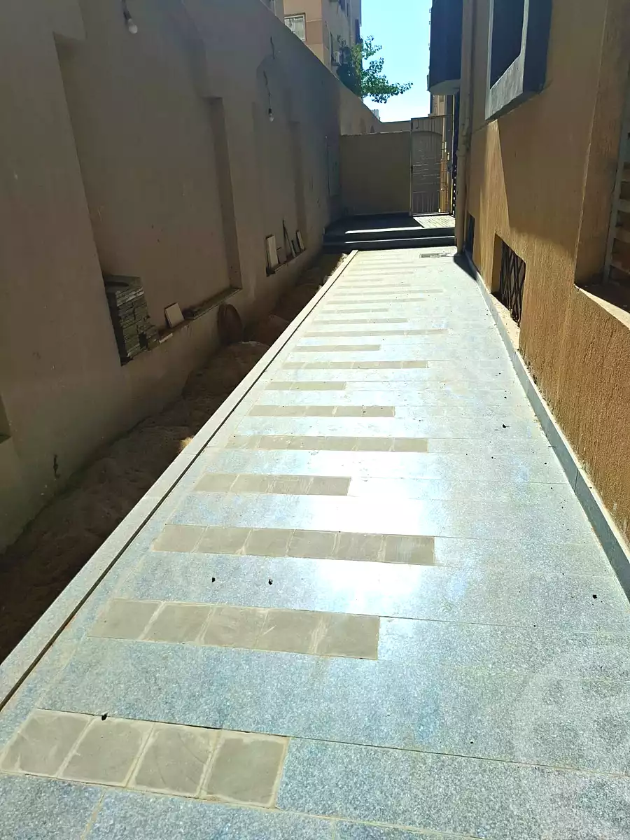 https://aqarmap.com.eg/ar/listing/7217042-for-sale-cairo-6th-of-october-el-ahyaa-neighborhood-11th