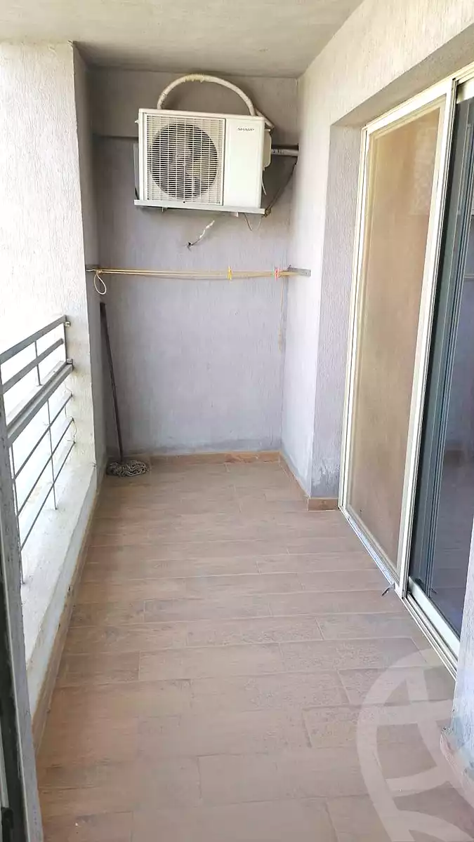 https://aqarmap.com.eg/ar/listing/7217059-for-sale-cairo-el-sheikh-zayed-city-compounds-jn-zyd