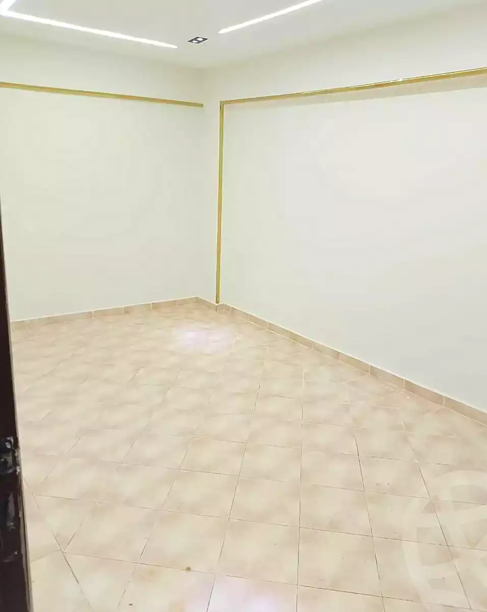 https://aqarmap.com.eg/ar/listing/7217123-for-sale-alexandria-al-agamy-el-hanouvel-radwan-st