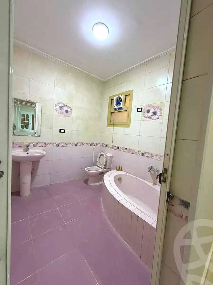 https://aqarmap.com.eg/ar/listing/7217256-for-rent-cairo-6th-of-october-mntq-fr-y-b-6-ktwbr