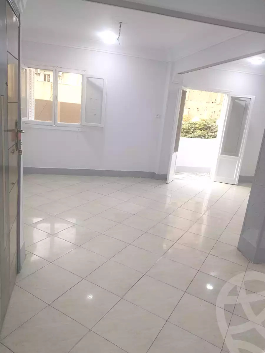 https://aqarmap.com.eg/ar/listing/7217359-for-sale-cairo-el-haram-shareaa-khatem-el-morsalen