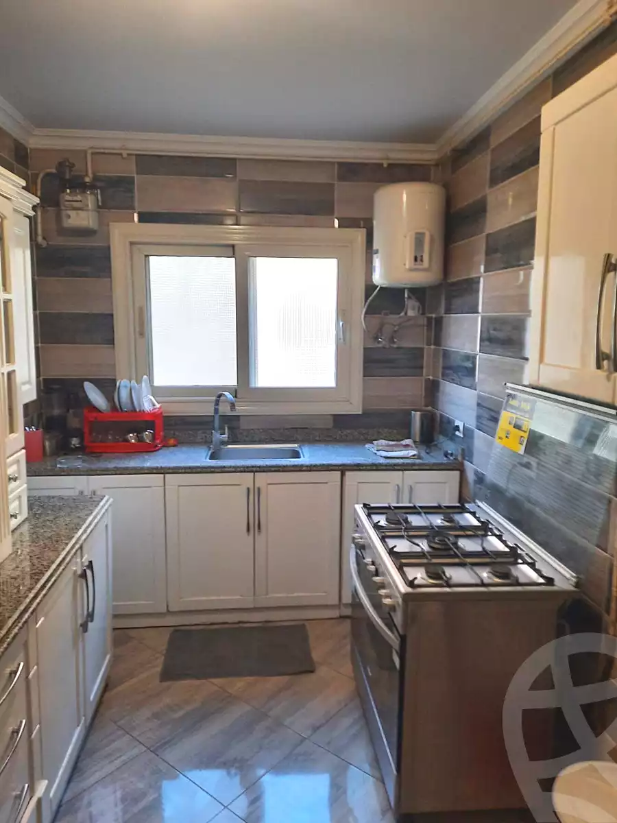 https://aqarmap.com.eg/ar/listing/7217709-for-sale-cairo-new-cairo-ganob-el-akadamiya-south-academy-o-el-sheikh-mostafa-ismael-st