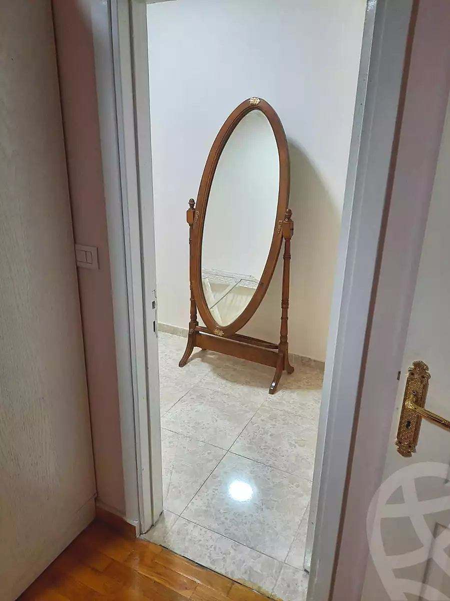 https://aqarmap.com.eg/ar/listing/7217709-for-sale-cairo-new-cairo-ganob-el-akadamiya-south-academy-o-el-sheikh-mostafa-ismael-st