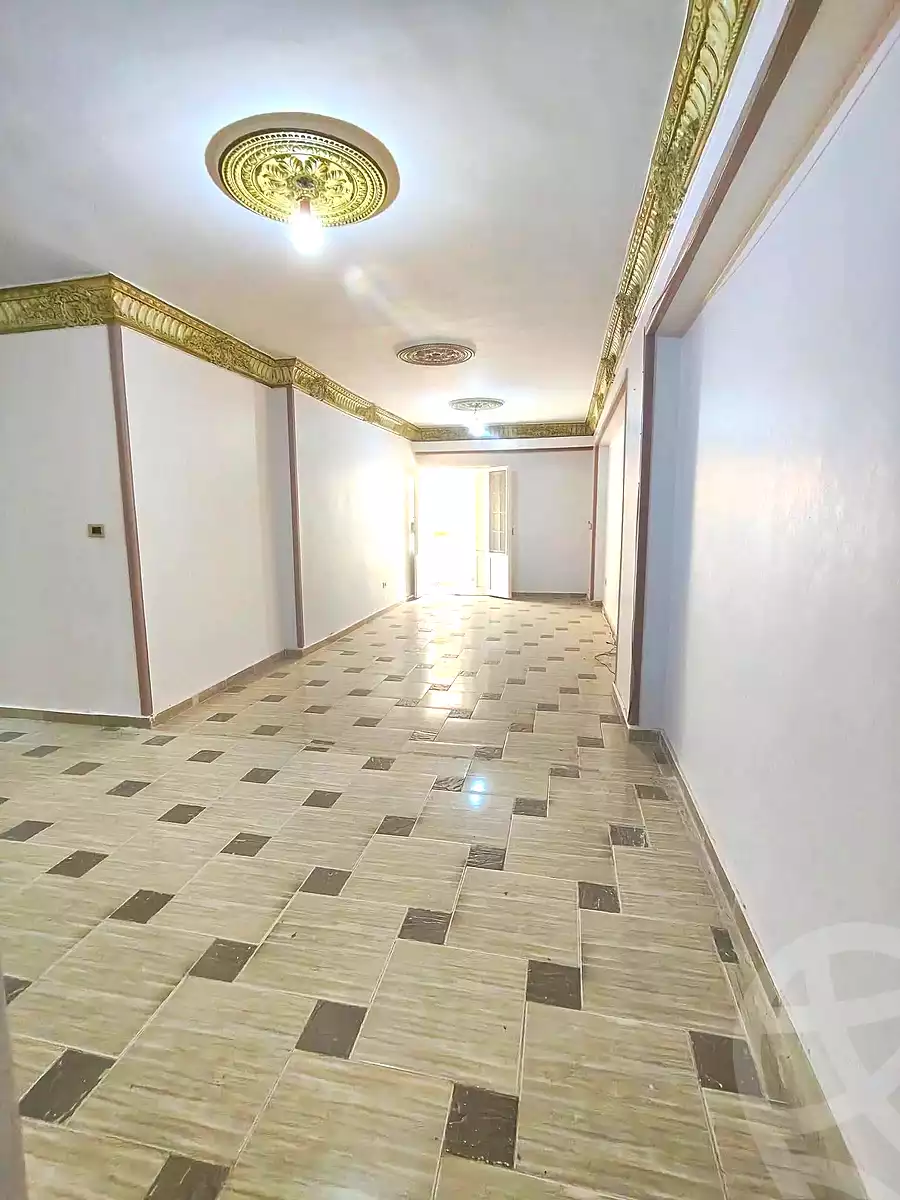 https://aqarmap.com.eg/en/listing/7218052-for-sale-alexandria-el-mandara-alex-el-mandara-bahri-sidi-kamal-st