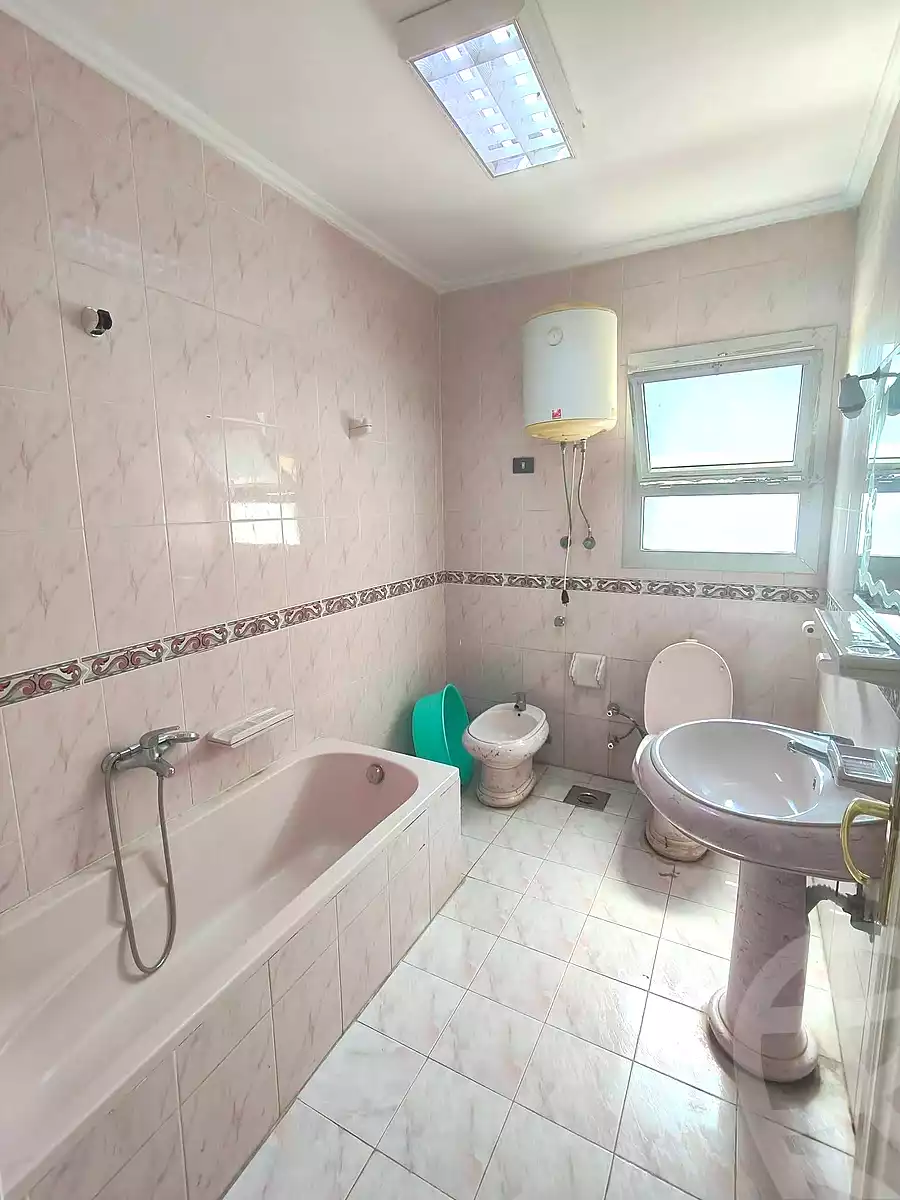 https://aqarmap.com.eg/ar/listing/7218264-for-sale-alexandria-el-mandara-shr-jml-bd-lnsr