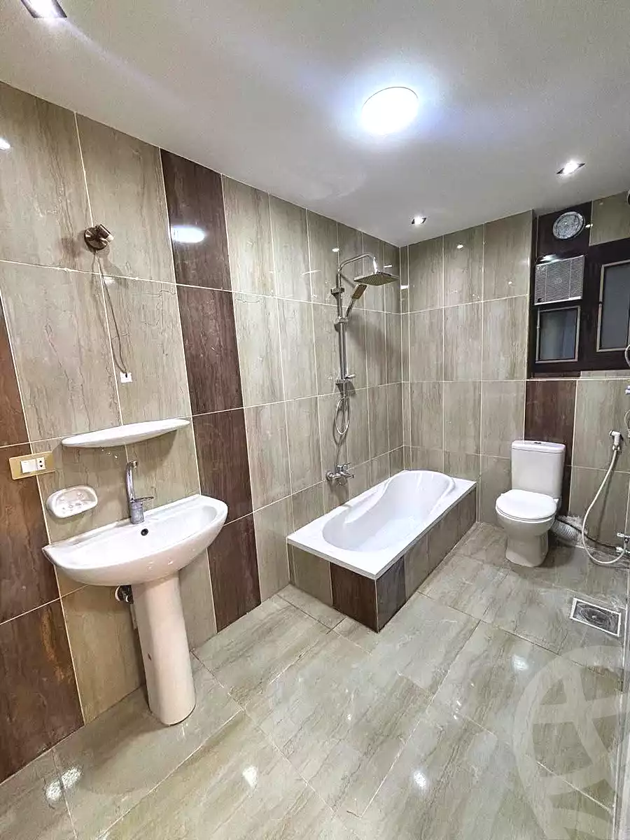 https://aqarmap.com.eg/en/listing/7218293-for-sale-alexandria-sydy-bshr-sydy-bshr-bhry-shr-mhmwd-l-yswy