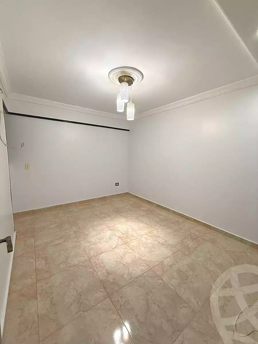 https://aqarmap.com.eg/en/listing/7218345-for-sale-alexandria-el-mandara-shr-jml-bd-lnsr